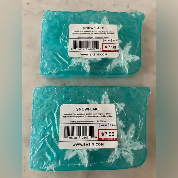 Basin Bath Soap - Two Winter Snowflake Bars Fully Sealed, Scented - Picture 3 of 3